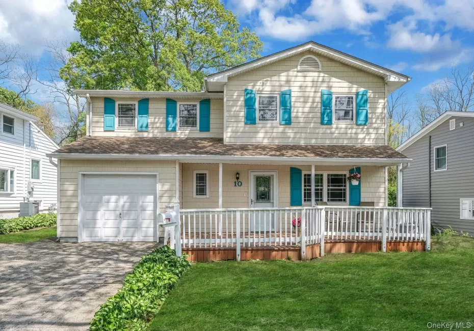 10 Magellan Avenue, Smithtown, NY, 4 Bedrooms Bedrooms, 8 Rooms Rooms,1 BathroomBathrooms,Residential,For Rent,Magellan,0,1001333 10 Magellan Avenue, Smithtown, NY, 4 Bedrooms Bedrooms, 8 Rooms Rooms,1 BathroomBathrooms,Residential,For Rent,Magellan,0,1001333
