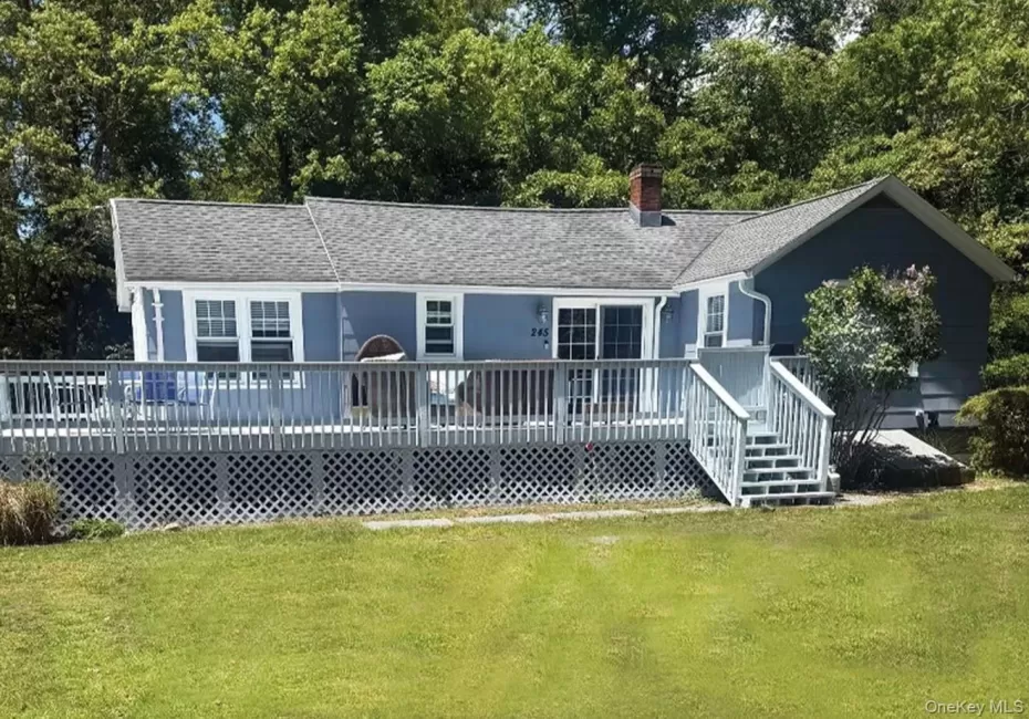 245 Springville Road, Southampton, NY, 2 Bedrooms Bedrooms, 5 Rooms Rooms,1 BathroomBathrooms,Residential,For Rent,Springville,0,KEY1001722 245 Springville Road, Southampton, NY, 2 Bedrooms Bedrooms, 5 Rooms Rooms,1 BathroomBathrooms,Residential,For Rent,Springville,0,KEY1001722