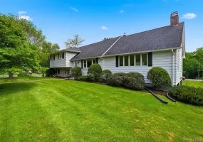 205 East Drive, Hurley, NY, 3 Bedrooms Bedrooms, 10 Rooms Rooms,2 BathroomsBathrooms,Residential,For Rent,East,0,1001630 205 East Drive, Hurley, NY, 3 Bedrooms Bedrooms, 10 Rooms Rooms,2 BathroomsBathrooms,Residential,For Rent,East,0,1001630