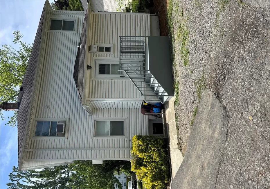 261 Schenck Avenue, North Hempstead, NY, 2 Bedrooms Bedrooms, 4 Rooms Rooms,1 BathroomBathrooms,Residential Lease,For Rent,Schenck,0,996593 261 Schenck Avenue, North Hempstead, NY, 2 Bedrooms Bedrooms, 4 Rooms Rooms,1 BathroomBathrooms,Residential Lease,For Rent,Schenck,0,996593