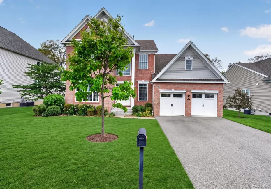 Welcome to this beautiful Colonial with stunning curb appeal Welcome to this beautiful Colonial with stunning curb appeal