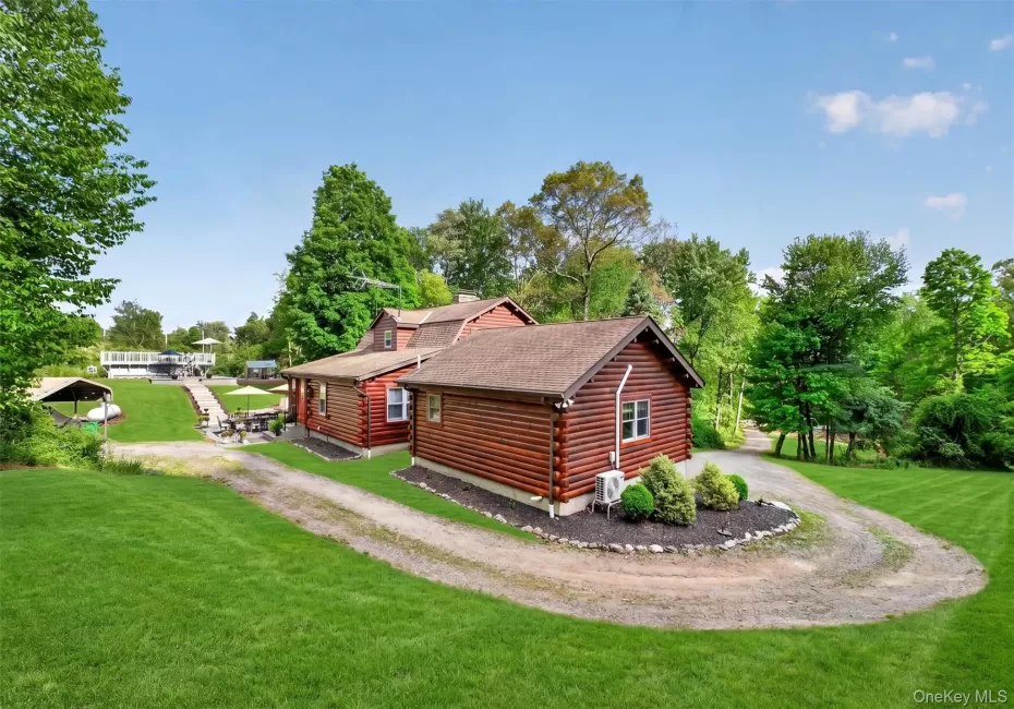 129 Mallory Road, Union Vale, NY, 3 Bedrooms Bedrooms, 9 Rooms Rooms,3 BathroomsBathrooms,Residential,For Rent,Mallory,0,1001662 129 Mallory Road, Union Vale, NY, 3 Bedrooms Bedrooms, 9 Rooms Rooms,3 BathroomsBathrooms,Residential,For Rent,Mallory,0,1001662