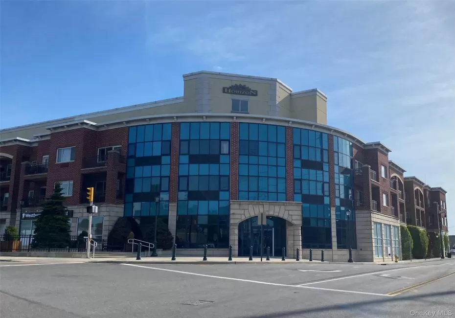 130 Post Avenue, North Hempstead, NY, 1 Bedroom Bedrooms, 4 Rooms Rooms,1 BathroomBathrooms,Residential Lease,For Rent,Post,0,1002608 130 Post Avenue, North Hempstead, NY, 1 Bedroom Bedrooms, 4 Rooms Rooms,1 BathroomBathrooms,Residential Lease,For Rent,Post,0,1002608