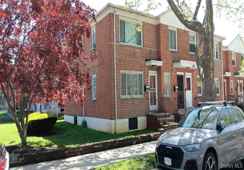 13824 68th Drive, New York, NY, 2 Bedrooms Bedrooms, 5 Rooms Rooms,1 BathroomBathrooms,Residential,For Rent,68th,0,991466 13824 68th Drive, New York, NY, 2 Bedrooms Bedrooms, 5 Rooms Rooms,1 BathroomBathrooms,Residential,For Rent,68th,0,991466