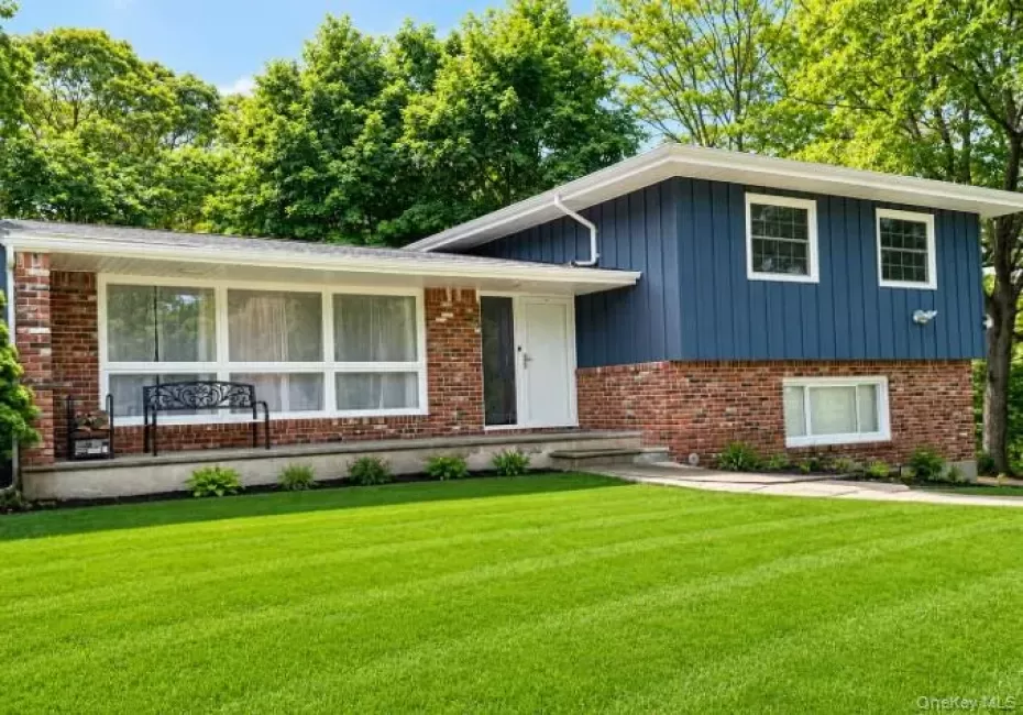 6 George Court, Brookhaven, NY, 4 Bedrooms Bedrooms, 9 Rooms Rooms,3 BathroomsBathrooms,Residential,For Rent,George,0,1003800 6 George Court, Brookhaven, NY, 4 Bedrooms Bedrooms, 9 Rooms Rooms,3 BathroomsBathrooms,Residential,For Rent,George,0,1003800