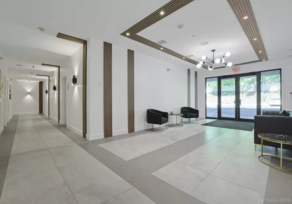 Beautiful, new contemporary design throughout. Beautiful, new contemporary design throughout.