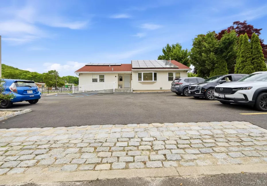 1 Arrowood Lane Lane, Huntington, NY, 5 Bedrooms Bedrooms, 11 Rooms Rooms,1 BathroomBathrooms,Residential,For Rent,Arrowood Lane,0,955356 1 Arrowood Lane Lane, Huntington, NY, 5 Bedrooms Bedrooms, 11 Rooms Rooms,1 BathroomBathrooms,Residential,For Rent,Arrowood Lane,0,955356