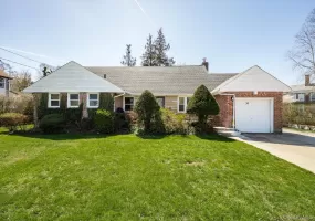 36 Nirvana Avenue, North Hempstead, NY, 5 Bedrooms Bedrooms, 9 Rooms Rooms,3 BathroomsBathrooms,Residential,For Rent,Nirvana,0,984558 36 Nirvana Avenue, North Hempstead, NY, 5 Bedrooms Bedrooms, 9 Rooms Rooms,3 BathroomsBathrooms,Residential,For Rent,Nirvana,0,984558