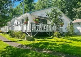 7 Jenn Lane, Thompson, NY, 3 Bedrooms Bedrooms, 5 Rooms Rooms,2 BathroomsBathrooms,Residential,For Rent,Jenn,0,988151 7 Jenn Lane, Thompson, NY, 3 Bedrooms Bedrooms, 5 Rooms Rooms,2 BathroomsBathrooms,Residential,For Rent,Jenn,0,988151