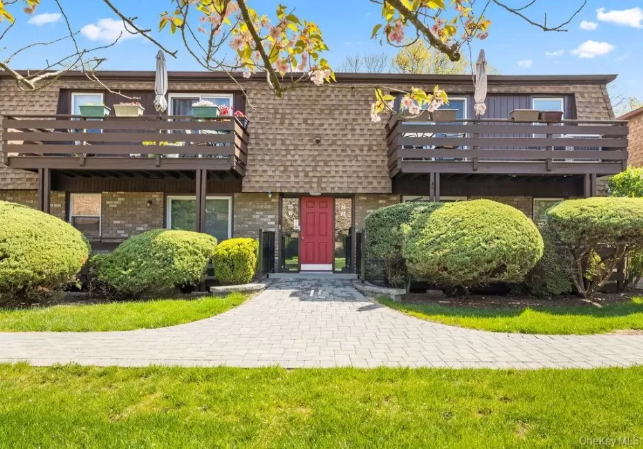 19 New Holland Village, Clarkstown, NY, 2 Bedrooms Bedrooms, 5 Rooms Rooms,1 BathroomBathrooms,Residential,For Rent,New Holland,0,991341 19 New Holland Village, Clarkstown, NY, 2 Bedrooms Bedrooms, 5 Rooms Rooms,1 BathroomBathrooms,Residential,For Rent,New Holland,0,991341