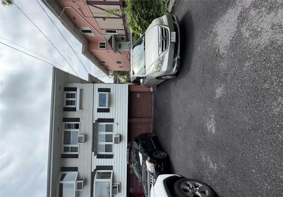 3 Annmarie Place, Yonkers, NY, 3 Bedrooms Bedrooms, 6 Rooms Rooms,1 BathroomBathrooms,Residential Lease,For Rent,Annmarie,0,1004163 3 Annmarie Place, Yonkers, NY, 3 Bedrooms Bedrooms, 6 Rooms Rooms,1 BathroomBathrooms,Residential Lease,For Rent,Annmarie,0,1004163