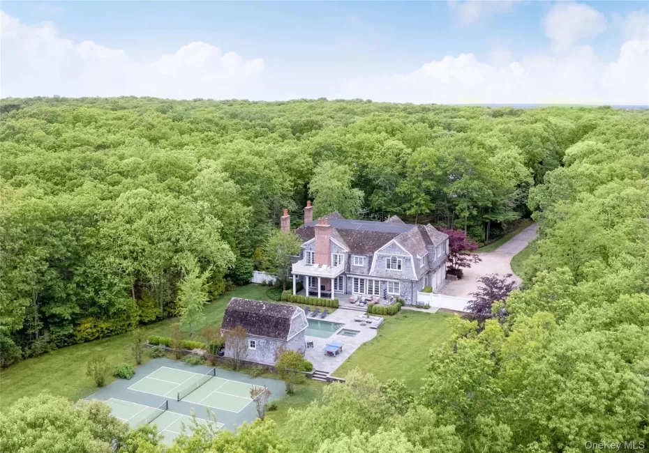 486 Middle Line Highway, Southampton, NY, 6 Bedrooms Bedrooms, 17 Rooms Rooms,6 BathroomsBathrooms,Residential,For Rent,Middle Line,0,997858 486 Middle Line Highway, Southampton, NY, 6 Bedrooms Bedrooms, 17 Rooms Rooms,6 BathroomsBathrooms,Residential,For Rent,Middle Line,0,997858