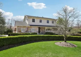 17 Rolling Ridge Road, Clarkstown, NY, 5 Bedrooms Bedrooms, 15 Rooms Rooms,3 BathroomsBathrooms,Residential,For Rent,Rolling Ridge,0,979049 17 Rolling Ridge Road, Clarkstown, NY, 5 Bedrooms Bedrooms, 15 Rooms Rooms,3 BathroomsBathrooms,Residential,For Rent,Rolling Ridge,0,979049