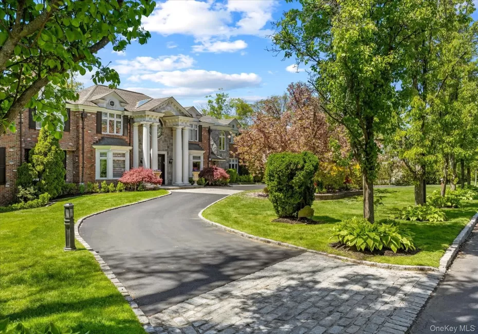 10 Hemlock Drive, North Hempstead, NY, 6 Bedrooms Bedrooms, 16 Rooms Rooms,5 BathroomsBathrooms,Residential,For Rent,Hemlock,0,956586 10 Hemlock Drive, North Hempstead, NY, 6 Bedrooms Bedrooms, 16 Rooms Rooms,5 BathroomsBathrooms,Residential,For Rent,Hemlock,0,956586