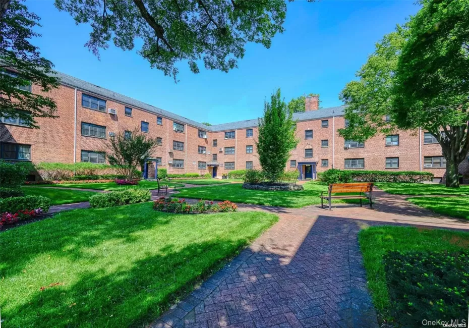 15 Beach Road, North Hempstead, NY, 1 Bedroom Bedrooms, 3 Rooms Rooms,1 BathroomBathrooms,Residential,For Rent,Beach,0,978094 15 Beach Road, North Hempstead, NY, 1 Bedroom Bedrooms, 3 Rooms Rooms,1 BathroomBathrooms,Residential,For Rent,Beach,0,978094