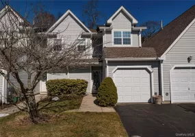 210 Erik Drive, Brookhaven, NY, 2 Bedrooms Bedrooms, 5 Rooms Rooms,2 BathroomsBathrooms,Residential,For Rent,Erik,0,967426 210 Erik Drive, Brookhaven, NY, 2 Bedrooms Bedrooms, 5 Rooms Rooms,2 BathroomsBathrooms,Residential,For Rent,Erik,0,967426