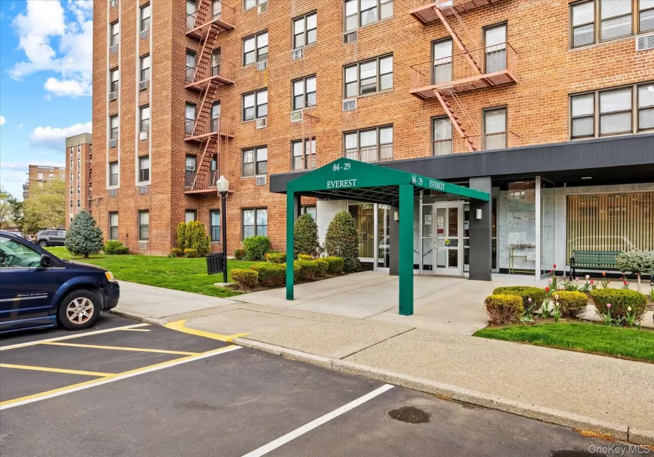 84-29 155th Avenue, New York, NY, 1 Bedroom Bedrooms, 4 Rooms Rooms,1 BathroomBathrooms,Residential,For Rent,155th,0,988960 84-29 155th Avenue, New York, NY, 1 Bedroom Bedrooms, 4 Rooms Rooms,1 BathroomBathrooms,Residential,For Rent,155th,0,988960
