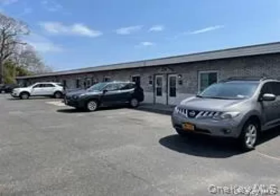 438 Smithtown Blvd., Smithtown, NY, 2 Rooms Rooms,1 BathroomBathrooms,Residential Lease,For Rent,Smithtown Blvd.,0,KEY1004254 438 Smithtown Blvd., Smithtown, NY, 2 Rooms Rooms,1 BathroomBathrooms,Residential Lease,For Rent,Smithtown Blvd.,0,KEY1004254