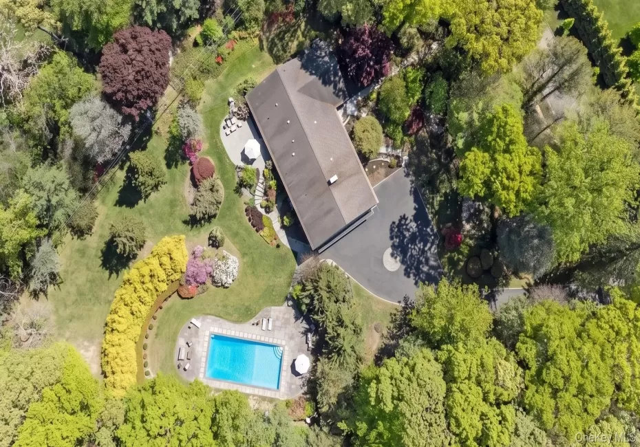 55 Rolling Hill Lane, Oyster Bay, NY, 4 Bedrooms Bedrooms, 10 Rooms Rooms,2 BathroomsBathrooms,Residential,For Rent,Rolling Hill,0,993811 55 Rolling Hill Lane, Oyster Bay, NY, 4 Bedrooms Bedrooms, 10 Rooms Rooms,2 BathroomsBathrooms,Residential,For Rent,Rolling Hill,0,993811