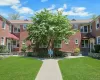 Superbly Maintained And Manicured Community Superbly Maintained And Manicured Community