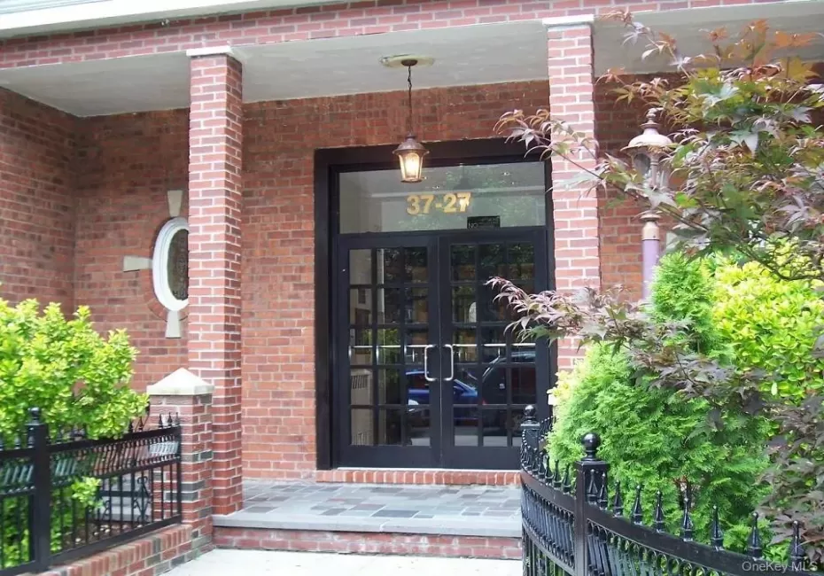 37-27 86th Street, New York, NY, 1 Bedroom Bedrooms, 3 Rooms Rooms,1 BathroomBathrooms,Residential,For Rent,86th,0,958934 37-27 86th Street, New York, NY, 1 Bedroom Bedrooms, 3 Rooms Rooms,1 BathroomBathrooms,Residential,For Rent,86th,0,958934