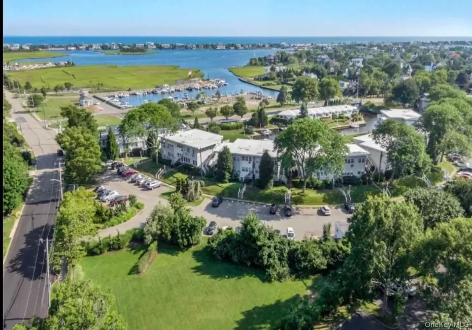 35 LIBRARY Avenue, Southampton, NY, 2 Bedrooms Bedrooms, 6 Rooms Rooms,3 BathroomsBathrooms,Residential,For Rent,LIBRARY,0,977679 35 LIBRARY Avenue, Southampton, NY, 2 Bedrooms Bedrooms, 6 Rooms Rooms,3 BathroomsBathrooms,Residential,For Rent,LIBRARY,0,977679