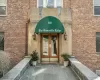 280 Bronxville Road, Yonkers, NY, 3 Bedrooms Bedrooms, 6 Rooms Rooms,2 BathroomsBathrooms,Residential,For Rent,Bronxville,0,991195 280 Bronxville Road, Yonkers, NY, 3 Bedrooms Bedrooms, 6 Rooms Rooms,2 BathroomsBathrooms,Residential,For Rent,Bronxville,0,991195
