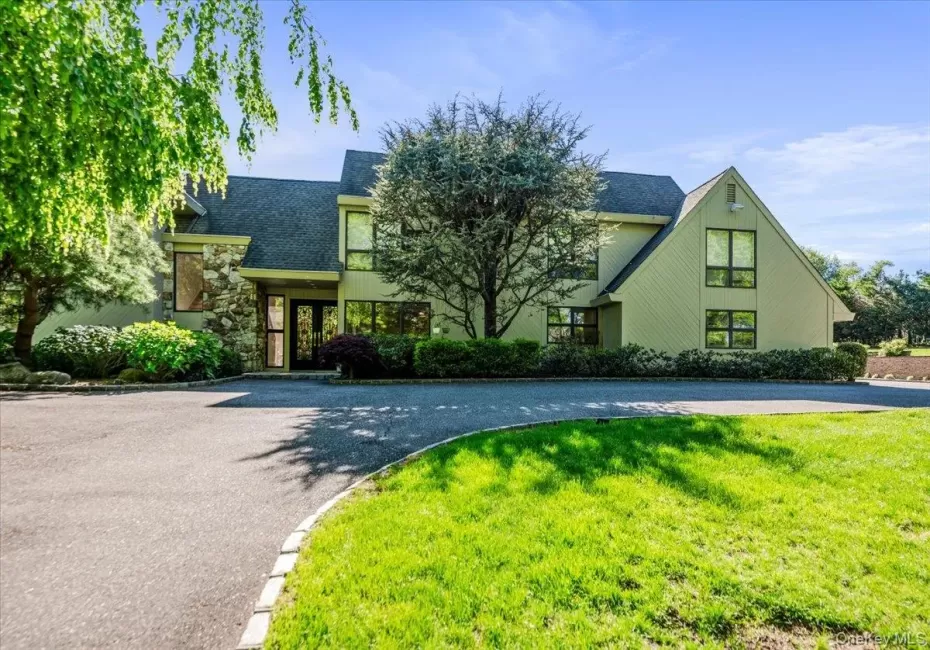 5 Twin Ponds Street, North Hempstead, NY, 7 Bedrooms Bedrooms, 12 Rooms Rooms,5 BathroomsBathrooms,Residential,For Rent,Twin Ponds,0,998857 5 Twin Ponds Street, North Hempstead, NY, 7 Bedrooms Bedrooms, 12 Rooms Rooms,5 BathroomsBathrooms,Residential,For Rent,Twin Ponds,0,998857