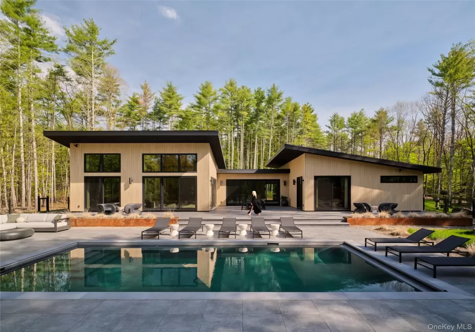 2 Stonecreek Road, Woodstock, NY, 4 Bedrooms Bedrooms, 12 Rooms Rooms,3 BathroomsBathrooms,Residential,For Rent,Stonecreek,0,1004041 2 Stonecreek Road, Woodstock, NY, 4 Bedrooms Bedrooms, 12 Rooms Rooms,3 BathroomsBathrooms,Residential,For Rent,Stonecreek,0,1004041