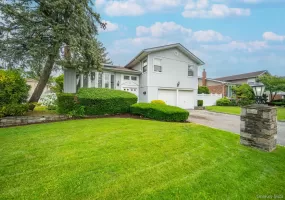 15 Jackie Drive, Hempstead, NY, 4 Bedrooms Bedrooms, 14 Rooms Rooms,2 BathroomsBathrooms,Residential,For Rent,Jackie,0,1003879 15 Jackie Drive, Hempstead, NY, 4 Bedrooms Bedrooms, 14 Rooms Rooms,2 BathroomsBathrooms,Residential,For Rent,Jackie,0,1003879