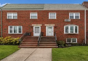 8505 67th Drive, New York, NY, 3 Bedrooms Bedrooms, 6 Rooms Rooms,1 BathroomBathrooms,Residential,For Rent,67th,0,961134 8505 67th Drive, New York, NY, 3 Bedrooms Bedrooms, 6 Rooms Rooms,1 BathroomBathrooms,Residential,For Rent,67th,0,961134