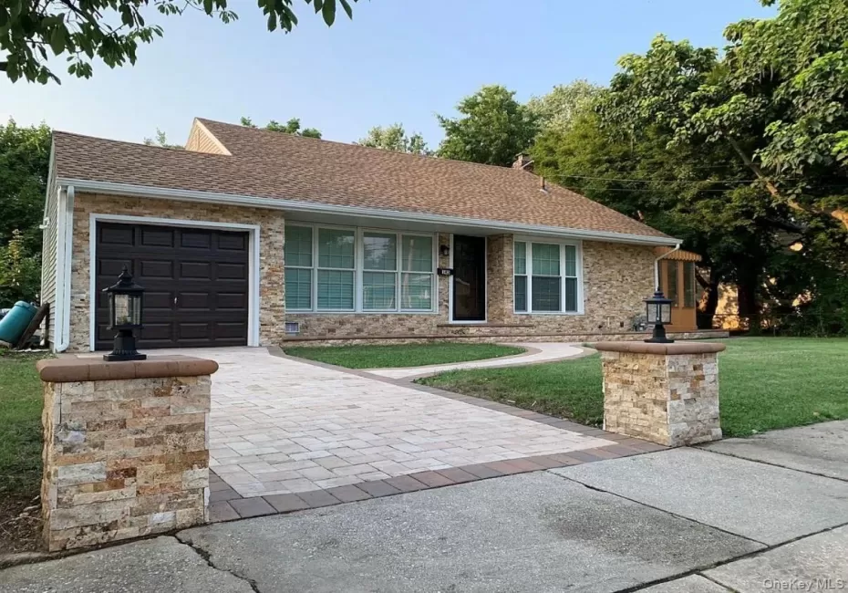 143 Fulton Avenue, Hempstead, NY, 4 Bedrooms Bedrooms, 6 Rooms Rooms,2 BathroomsBathrooms,Residential,For Rent,Fulton,0,1003211 143 Fulton Avenue, Hempstead, NY, 4 Bedrooms Bedrooms, 6 Rooms Rooms,2 BathroomsBathrooms,Residential,For Rent,Fulton,0,1003211