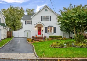51 Marvin Street, Brookhaven, NY, 3 Bedrooms Bedrooms, 6 Rooms Rooms,1 BathroomBathrooms,Residential,For Rent,Marvin,0,1004414 51 Marvin Street, Brookhaven, NY, 3 Bedrooms Bedrooms, 6 Rooms Rooms,1 BathroomBathrooms,Residential,For Rent,Marvin,0,1004414