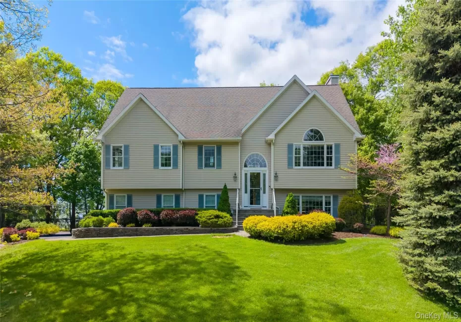 17 James Court, Carmel, NY, 3 Bedrooms Bedrooms, 8 Rooms Rooms,3 BathroomsBathrooms,Residential,For Rent,James,0,KEY1004697 17 James Court, Carmel, NY, 3 Bedrooms Bedrooms, 8 Rooms Rooms,3 BathroomsBathrooms,Residential,For Rent,James,0,KEY1004697