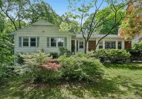 62 Mohegan Road, Mamaroneck, NY, 3 Bedrooms Bedrooms, 8 Rooms Rooms,2 BathroomsBathrooms,Residential,For Rent,Mohegan,0,1004576 62 Mohegan Road, Mamaroneck, NY, 3 Bedrooms Bedrooms, 8 Rooms Rooms,2 BathroomsBathrooms,Residential,For Rent,Mohegan,0,1004576