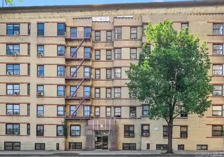 860 Grand, New York, NY, 1 Bedroom Bedrooms, 3 Rooms Rooms,1 BathroomBathrooms,Residential,For Rent,Grand,0,1003367 860 Grand, New York, NY, 1 Bedroom Bedrooms, 3 Rooms Rooms,1 BathroomBathrooms,Residential,For Rent,Grand,0,1003367