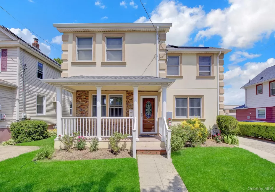 Welcome to 296 Burkhard Ave. Welcome to 296 Burkhard Ave.