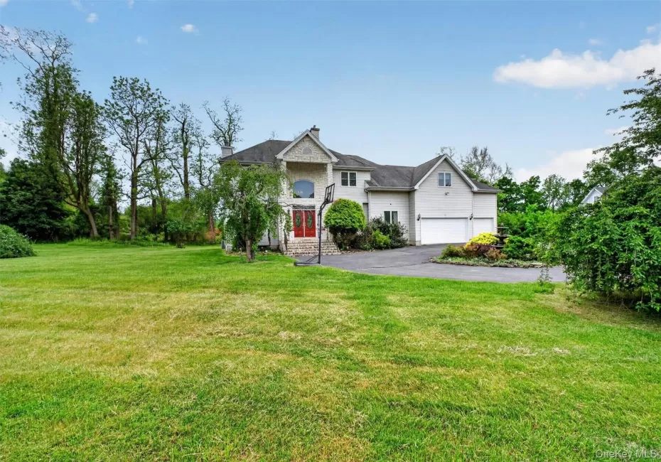 12 Loosestrife Drive, East Fishkill, NY, 4 Bedrooms Bedrooms, 13 Rooms Rooms,3 BathroomsBathrooms,Residential,For Rent,Loosestrife,0,1003511 12 Loosestrife Drive, East Fishkill, NY, 4 Bedrooms Bedrooms, 13 Rooms Rooms,3 BathroomsBathrooms,Residential,For Rent,Loosestrife,0,1003511
