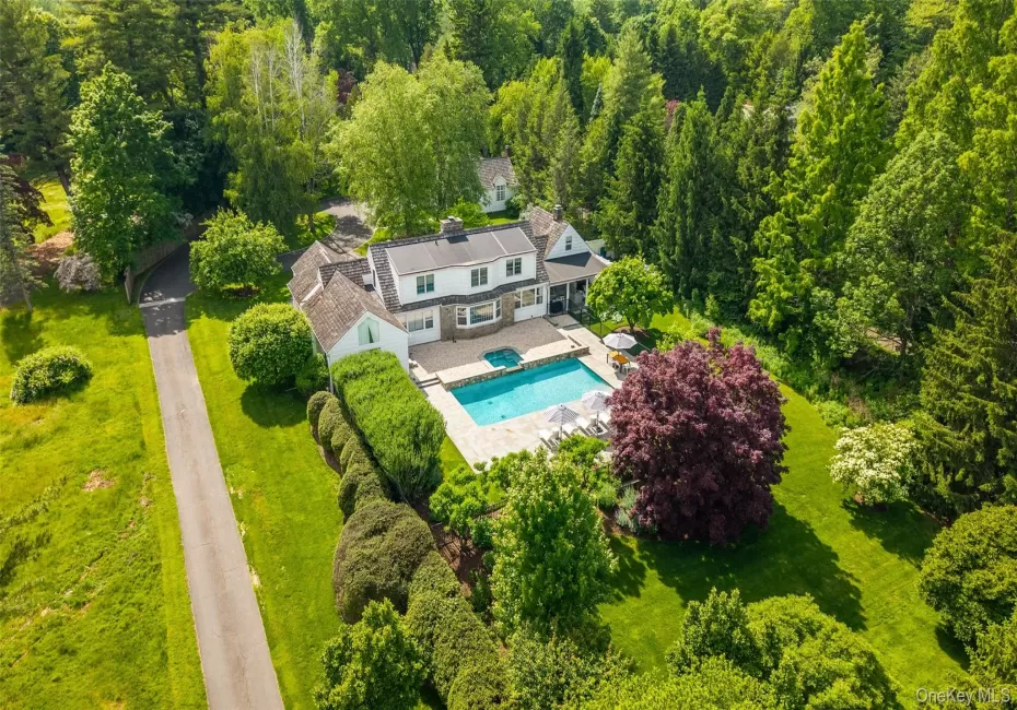124 Lincoln Avenue, Harrison, NY, 6 Bedrooms Bedrooms, 13 Rooms Rooms,4 BathroomsBathrooms,Residential,For Rent,Lincoln,0,1004122 124 Lincoln Avenue, Harrison, NY, 6 Bedrooms Bedrooms, 13 Rooms Rooms,4 BathroomsBathrooms,Residential,For Rent,Lincoln,0,1004122