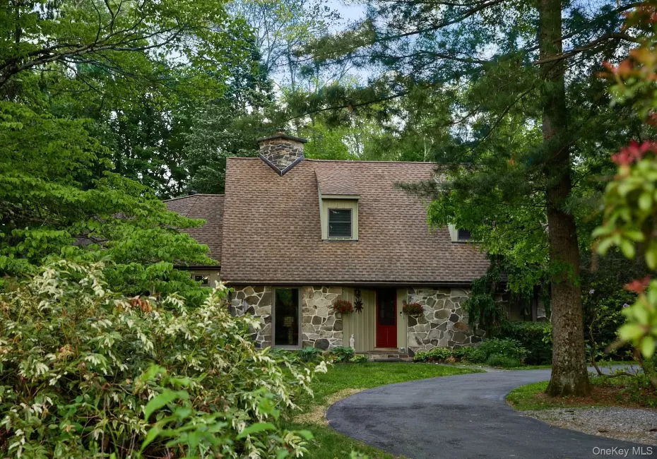 96 Plains Road, New Paltz, NY, 3 Bedrooms Bedrooms, 15 Rooms Rooms,4 BathroomsBathrooms,Residential,For Rent,Plains,0,1004631 96 Plains Road, New Paltz, NY, 3 Bedrooms Bedrooms, 15 Rooms Rooms,4 BathroomsBathrooms,Residential,For Rent,Plains,0,1004631