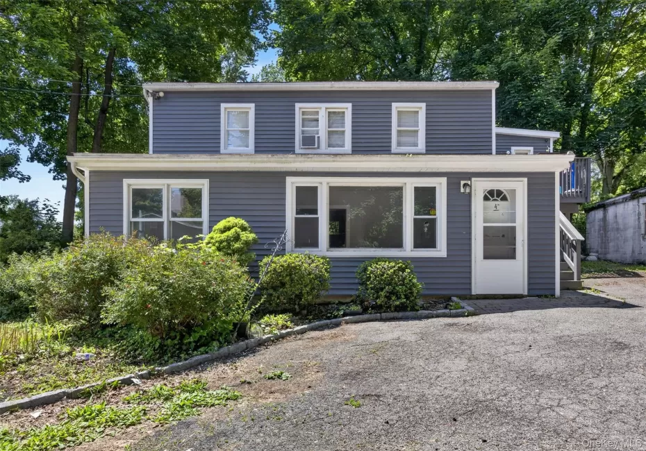4 Riverview Avenue, New Windsor, NY, 2 Bedrooms Bedrooms, 5 Rooms Rooms,1 BathroomBathrooms,Residential Lease,For Rent,Riverview,0,1004856 4 Riverview Avenue, New Windsor, NY, 2 Bedrooms Bedrooms, 5 Rooms Rooms,1 BathroomBathrooms,Residential Lease,For Rent,Riverview,0,1004856