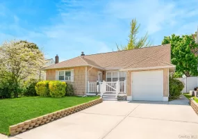 505 Lariat Lane, Oyster Bay, NY, 3 Bedrooms Bedrooms, 6 Rooms Rooms,1 BathroomBathrooms,Residential,For Rent,Lariat,0,1002843 505 Lariat Lane, Oyster Bay, NY, 3 Bedrooms Bedrooms, 6 Rooms Rooms,1 BathroomBathrooms,Residential,For Rent,Lariat,0,1002843