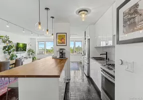 4555 Henry Hudson Parkway, New York, NY, 2 Bedrooms Bedrooms, 4 Rooms Rooms,1 BathroomBathrooms,Residential,For Rent,Henry Hudson,0,1003461 4555 Henry Hudson Parkway, New York, NY, 2 Bedrooms Bedrooms, 4 Rooms Rooms,1 BathroomBathrooms,Residential,For Rent,Henry Hudson,0,1003461