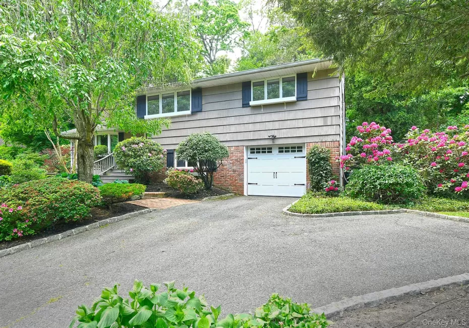 44 Wyoming Drive, Huntington, NY, 3 Bedrooms Bedrooms, 8 Rooms Rooms,3 BathroomsBathrooms,Residential,For Rent,Wyoming,0,1004698 44 Wyoming Drive, Huntington, NY, 3 Bedrooms Bedrooms, 8 Rooms Rooms,3 BathroomsBathrooms,Residential,For Rent,Wyoming,0,1004698
