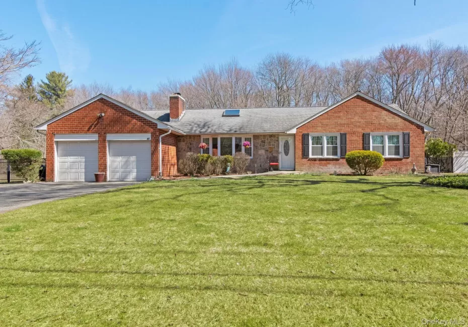 43 Harrison Avenue, Islip, NY, 4 Bedrooms Bedrooms, 7 Rooms Rooms,2 BathroomsBathrooms,Residential,For Rent,Harrison,0,1005008 43 Harrison Avenue, Islip, NY, 4 Bedrooms Bedrooms, 7 Rooms Rooms,2 BathroomsBathrooms,Residential,For Rent,Harrison,0,1005008