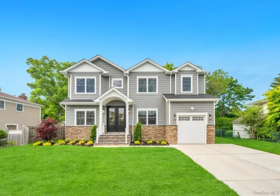 124 North Drive, Oyster Bay, NY, 5 Bedrooms Bedrooms, 9 Rooms Rooms,4 BathroomsBathrooms,Residential,For Rent,North,0,1004084 124 North Drive, Oyster Bay, NY, 5 Bedrooms Bedrooms, 9 Rooms Rooms,4 BathroomsBathrooms,Residential,For Rent,North,0,1004084