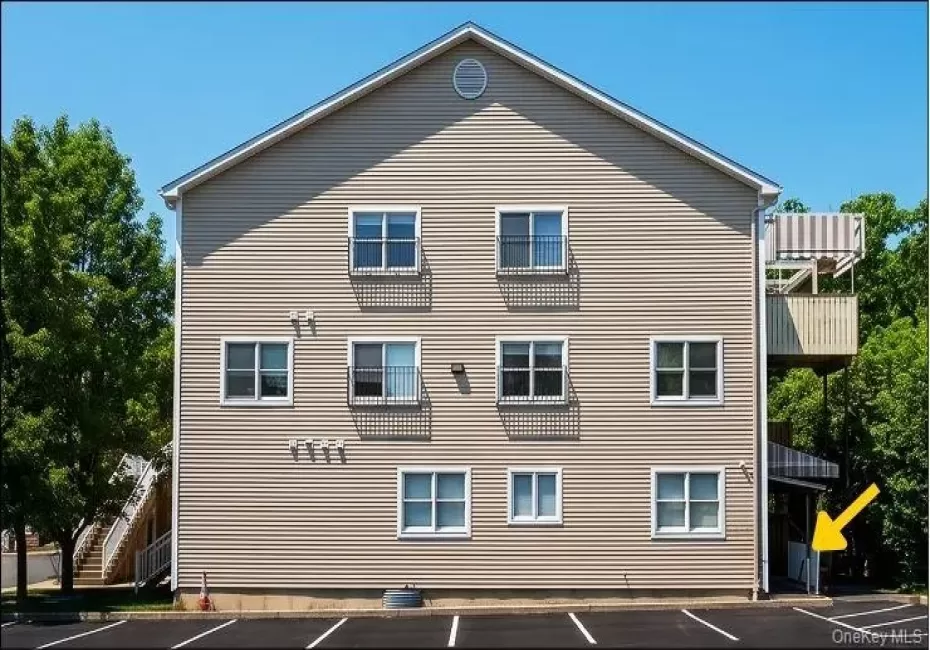 2 Zlotchev Way, Palm Tree, NY, ,5 BathroomsBathrooms,Residential,For Rent,Zlotchev,0,1004105 2 Zlotchev Way, Palm Tree, NY, ,5 BathroomsBathrooms,Residential,For Rent,Zlotchev,0,1004105