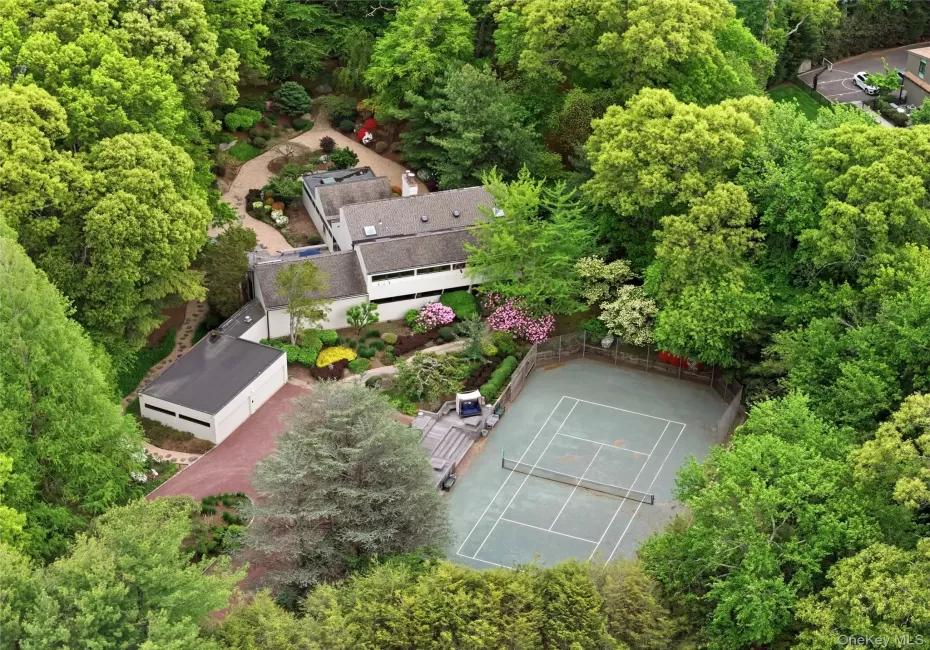 6 Deepwood Court, Oyster Bay, NY, 5 Bedrooms Bedrooms, 12 Rooms Rooms,4 BathroomsBathrooms,Residential,For Rent,Deepwood,0,KEY1005030 6 Deepwood Court, Oyster Bay, NY, 5 Bedrooms Bedrooms, 12 Rooms Rooms,4 BathroomsBathrooms,Residential,For Rent,Deepwood,0,KEY1005030