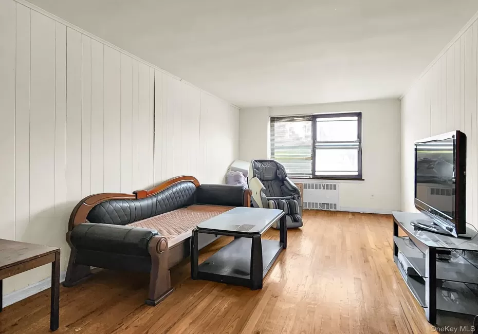 29-08 139th Street, New York, NY, 2 Bedrooms Bedrooms, 5 Rooms Rooms,1 BathroomBathrooms,Residential,For Rent,139th,0,1005482 29-08 139th Street, New York, NY, 2 Bedrooms Bedrooms, 5 Rooms Rooms,1 BathroomBathrooms,Residential,For Rent,139th,0,1005482