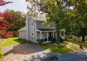 186 & 191 White Schoolhouse Rd, Rhinebeck, NY, 3 Bedrooms Bedrooms, 7 Rooms Rooms,2 BathroomsBathrooms,Residential,For Rent,White Schoolhouse Rd,0,922693 186 & 191 White Schoolhouse Rd, Rhinebeck, NY, 3 Bedrooms Bedrooms, 7 Rooms Rooms,2 BathroomsBathrooms,Residential,For Rent,White Schoolhouse Rd,0,922693